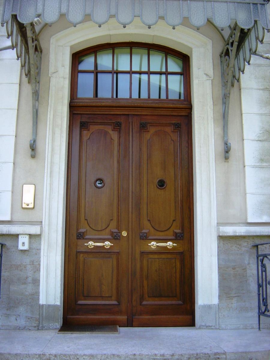 Haustüren nach Maß