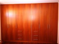 Einbauschrank Nussbaum