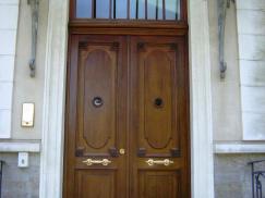 Historisierende Haustür mit  Oberlicht