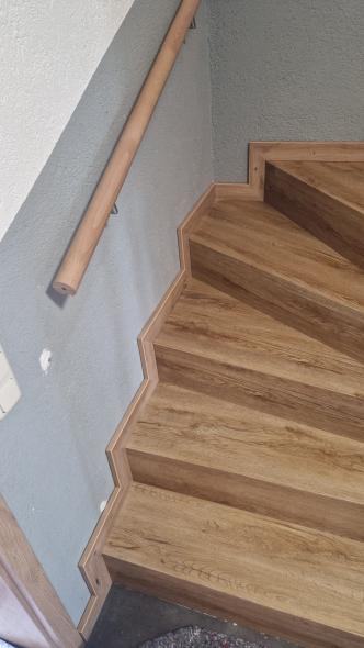 Treppenrenovierung mit Vinyl